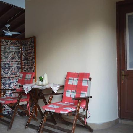 Studio In Fourka Exterior photo